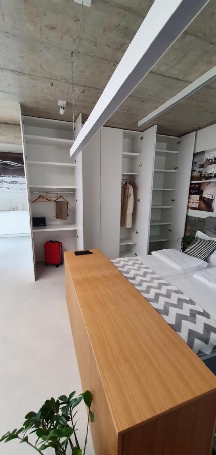House G Villa Dekani ภายนอก รูปภาพ