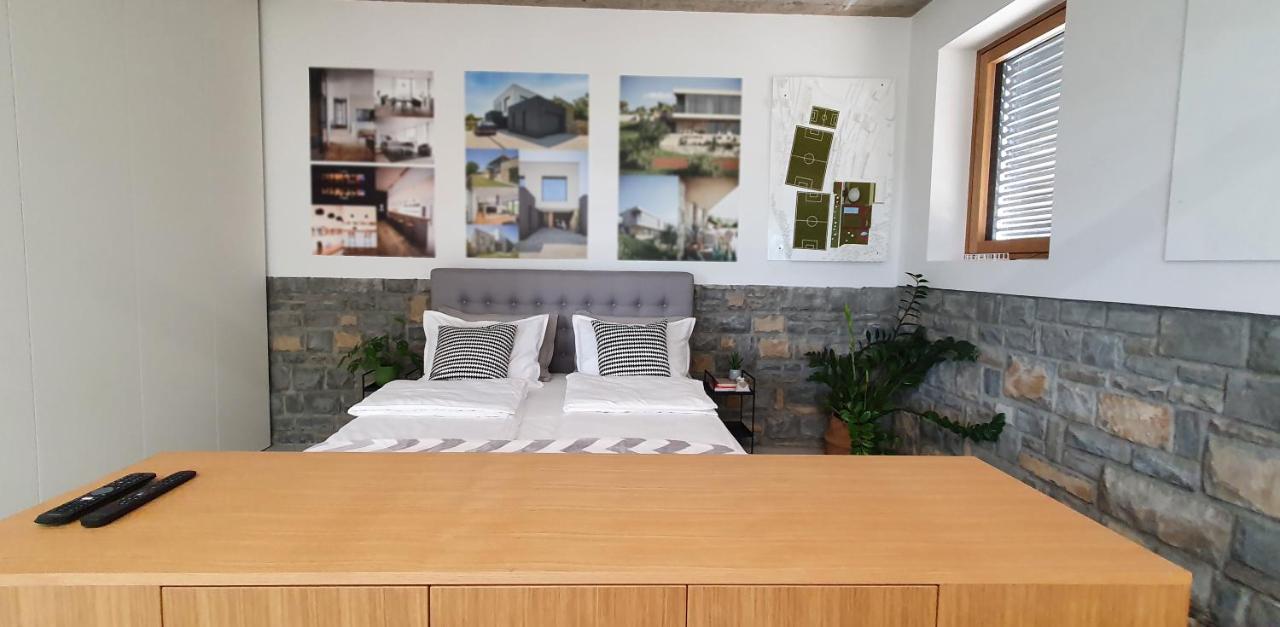 House G Villa Dekani ภายนอก รูปภาพ